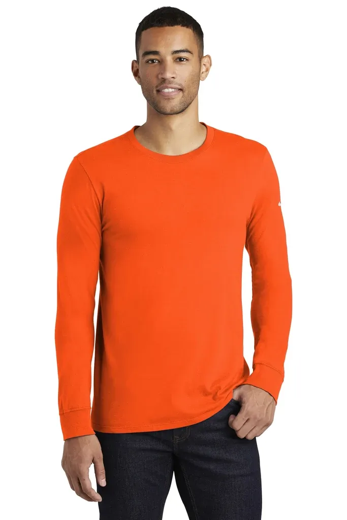 Nike Core Cotton Long Sleeve Tee. NKBQ5232
