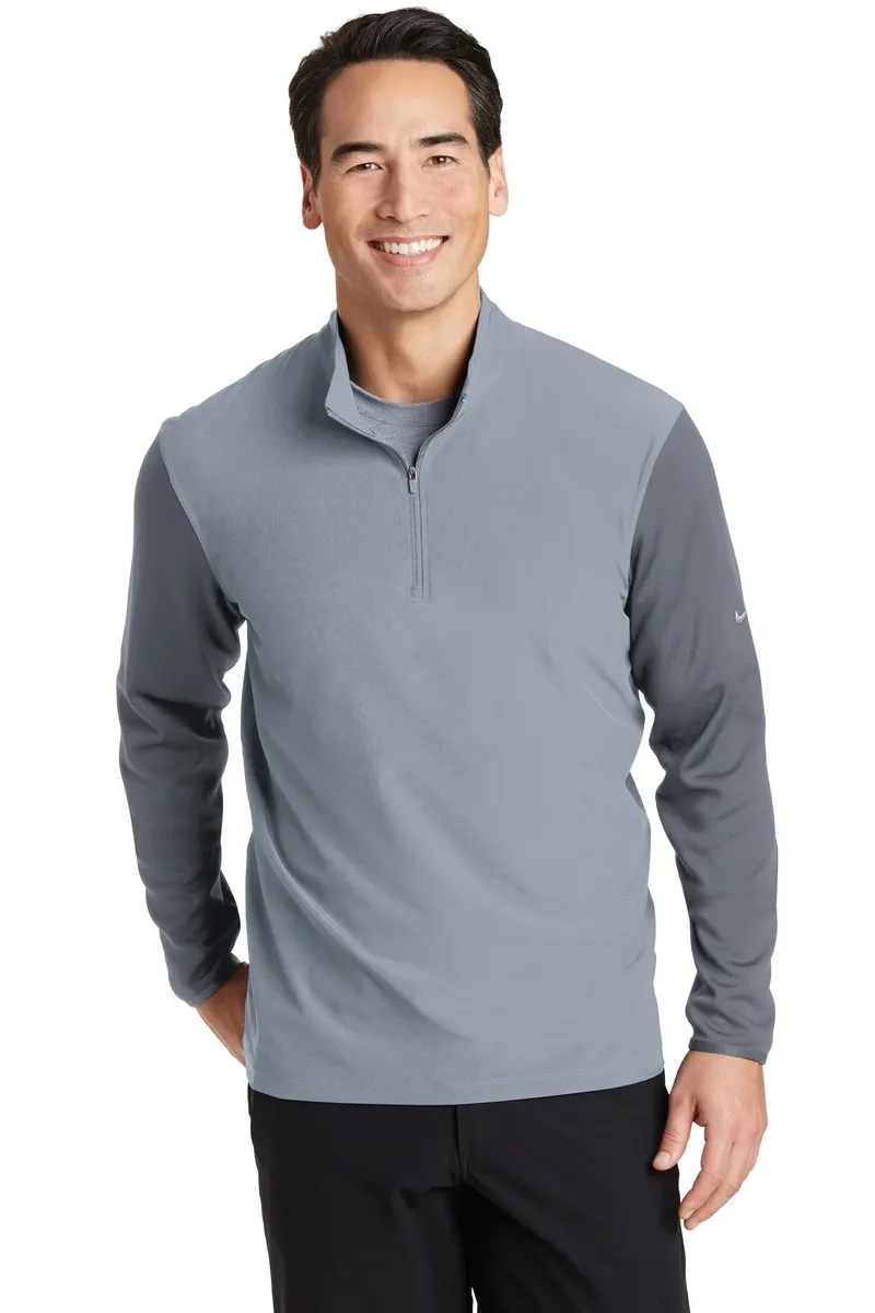 Nike Dri-FIT Fabric Mix 1/2-Zip Cover-Up. 746102